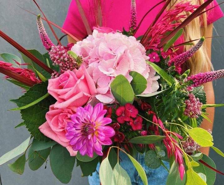 Vitrine fleuriste Bastia